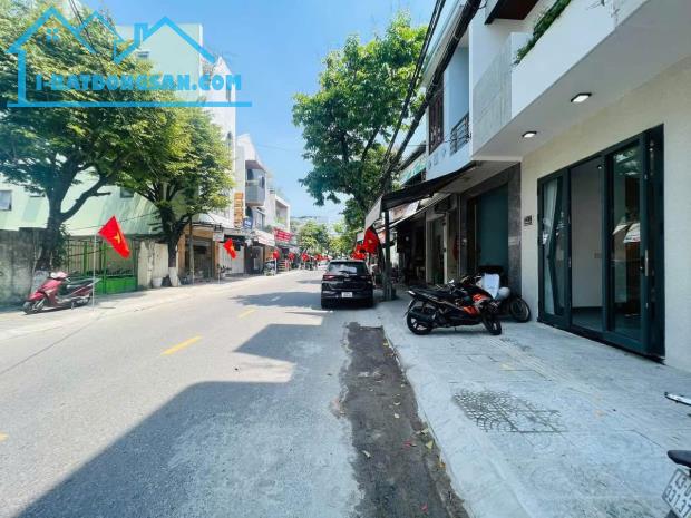 BÁN NHÀ THỤY KHUÊ 52M2X4 TẦNG , 170TR/M2 , SIÊU HIẾM , MẶT NGÕ THÔNG - 8.8 tỷ