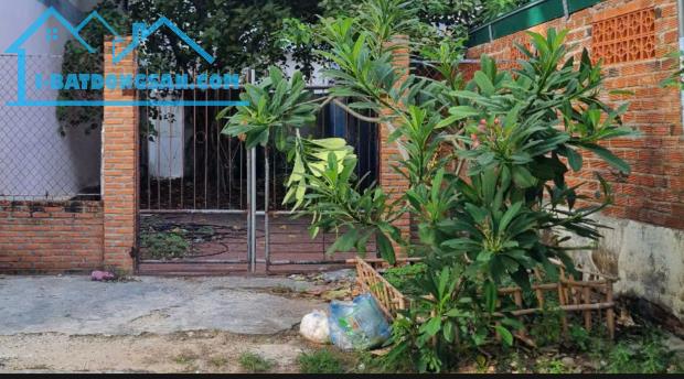 Bán 126m2 mặt tiền rộng 6m, Vĩnh hải, nha trang cách biển 180m, gần bãi tắm Hòn Chồng - 1