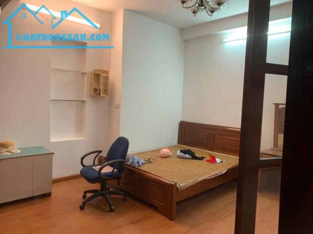 Cho thuê nhà nguyên căn ngõ 360 Xã Đàn, 50m2, 4 tầng, 4 ngủ, 13.5 Triệu KD online, ở gđ - 2