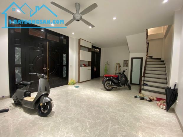 NHÀ GIẾNG MỨT - BẠCH MAI 5 TẦNG NHÀ ĐẸP VỊ TRÍ ĐẸP - 1