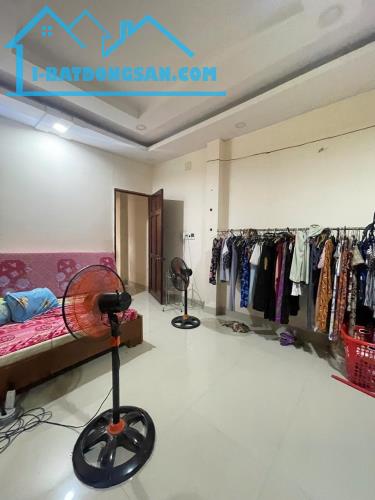 NHÀ ĐẸP Ở NGAY - 2 TẦNG - KHU TÊN LỬA - HẺM XE HƠI TRÁNH THÔNG - ĐANG CHO THUÊ 12TR/tháng - 4