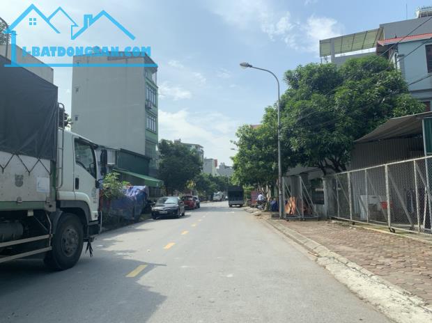 Bán lô góc 150m2 khu đô thị 31HA Trâu Quỳ, hàng hiếm, giá tương đối hấp dẫn