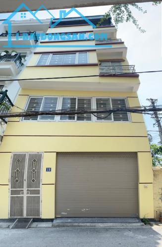 Chính chủ (tìm MG) cho thuê lâu dài, giá hạt dẻ nhà 5 tầng mặt ngõ to như phố - 3 mặt