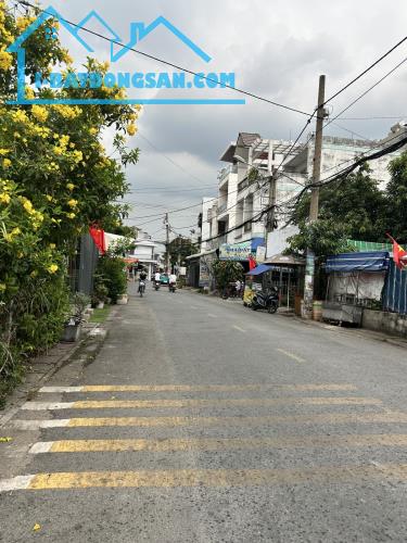 Bán Nhà Trung Chánh 85m2, 3 Tầng ngang 5m, Nhà 2 Mặt Tiền Đường 5m Thông Tứ Tung - 4