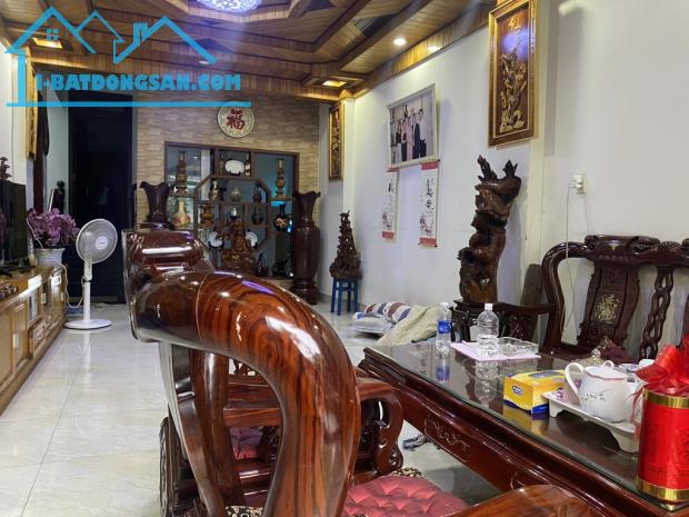 BÁN NHÀ MT Phú Thọ Hòa, Tân Phú 4 tầng 90m2 (5x18). Kinh doanh đỉnh. Giá chỉ 17 tỷ.