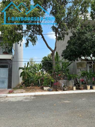 Em cần bán lô đất ngộp SHR full thổ cư 100m2 ngay trạm thu phí Bửu Long - 1