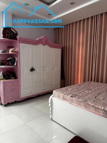 nhà 100m² chỉ 4.9 tỷ – gần Hà Huy Giáp – về ở ngay không cần sửa chữa