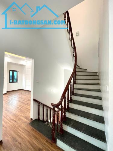 Bán nhà Ngọc Trục, Đại Mỗ, Nam Từ Liêm nhà đẹp ô tô đỗ cửa dt 43m 5t mt 4,5m giá 6,8 tỷ - 1