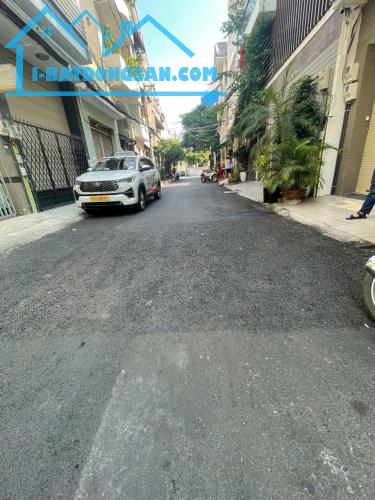 BÁN NHÀ GÓC 2 MẶT TIỀN HXH – CƯ XÁ LỮ GIA, P.15, Q.11 DT: 6x15m | Kết cấu: 5 tầng - 1