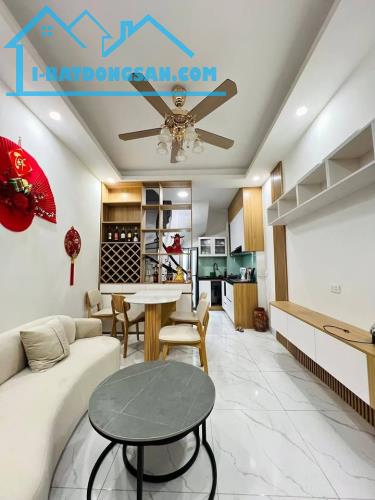 CHỈ 5,5 TỶ- NHÀ ĐỘI CẤN-BA ĐÌNH, 26M,4 TẦNG, NGÕ SIÊU NÔNG RỘNG - 1
