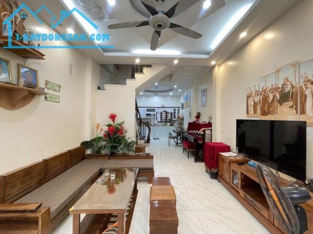 BÁN NHÀ MẶT NGÕ Ô TÔ TẢI, PHỐ QUANG TIẾN – 68M2 x 4 TẦNG – CHỈ CÁCH PHỐ PHÚ ĐÔ 700M – GIÁ - 3
