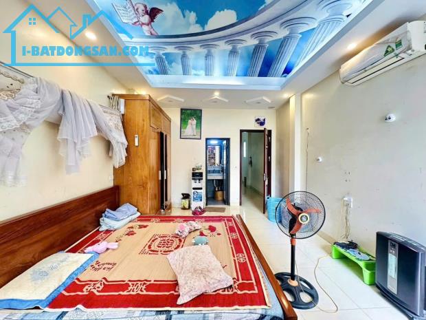 BÁN NHÀ MẶT NGÕ Ô TÔ TẢI, PHỐ QUANG TIẾN – 68M2 x 4 TẦNG – CHỈ CÁCH PHỐ PHÚ ĐÔ 700M – GIÁ - 4