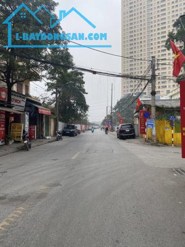Bán Nhà Mặt Phố Trung Văn. Nam Từ Liêm. Thang Máy. Ô Tô. DT 147m2. Giá 69,8 Tỷ.
