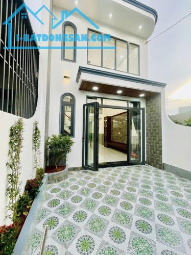 BÁN NHÀ GÁC LỬNG GẦN CUỐI ĐƯỜNG ĐỒNG KHỞI GẦN CTY CHANGSHIN BIÊN HÒA