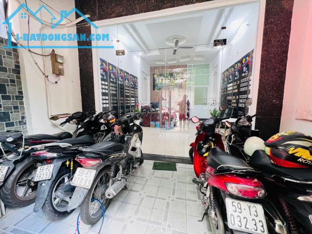 Mặt tiền hẻm 10m – Cống Lỡ - P15- Tân Bình – 4.5x18m – 4 tầng – Giá 10.7Tỷ - 1