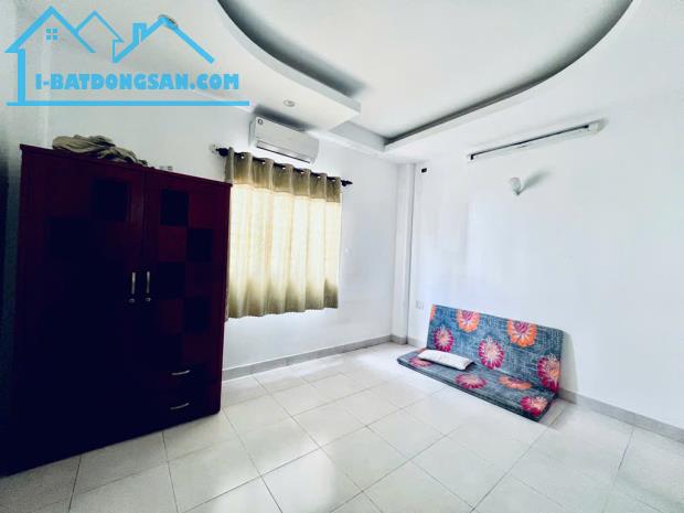 Mặt tiền hẻm 10m – Cống Lỡ - P15- Tân Bình – 4.5x18m – 4 tầng – Giá 10.7Tỷ - 4
