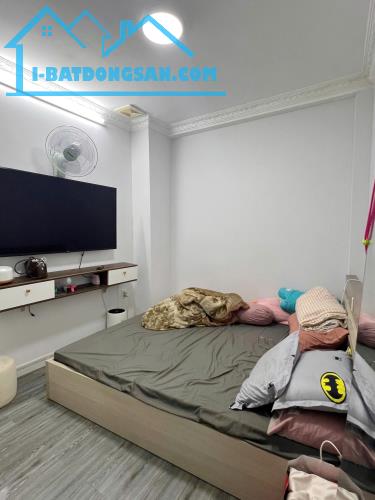 Nhà 2 tầng hẻm thông gần mặt tiền Nguyễn Duy P9Q8 - 4