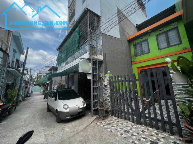 NHÀ ĐẸP PHƯỜNG PHƯỚC LONG B, QUẬN 9. NHỈNH HƠN 6 TỶ