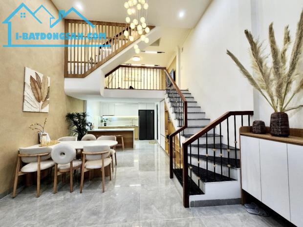 Bán nhà ngõ Mai Hương -Hai Bà Trưng -Hà Nội, diện tích 37m2 thiết kế 5tầng - 4