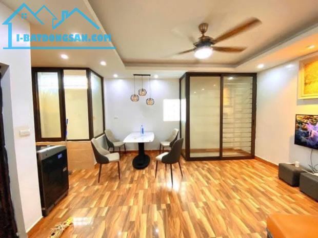 BÁN CHDV: HỒ TÙNG MẬU -CẦU GIẤY. +DT:126M2 X 7T X 7M.MT.
