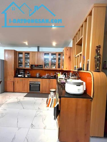 BÁN NHÀ : THÁI HÀ  -ĐỐNG ĐA. +DT:68M2 X 4T X 3.8M.MT. - 3