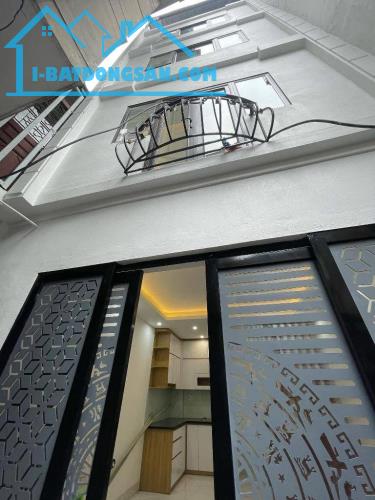 🏡 BÁN NHÀ 5 TẦNG NGÕ 173 HOÀNG HOA THÁM – ĐỘI CẤN, BA ĐÌNH