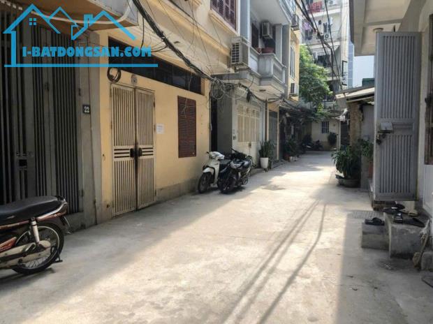 Rẻ quá trời ơi! Bán nhà cổ nhuế, ngõ oto chạy qua, ngõ thông tứ tung 38,2 m giá 5,35tỷ. - 2