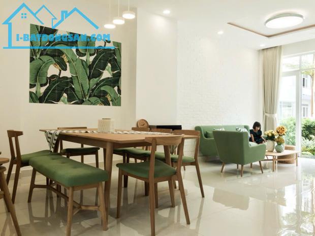 05m2 Nhà ngang 7m Compoud Liên Phường, 7x15 4PN4WC Hồ Bơi, 13Ty750 An Ninh, Cây Xanh, Gần - 5