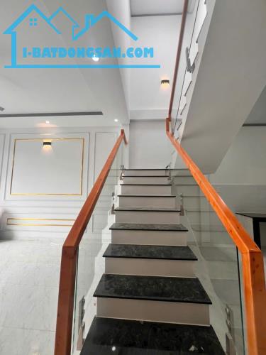 Bán Gấp Nhà Thạnh Phú – Hẻm Rộng – Nội Thất Đầy Đủ – Giá Tốt - 2
