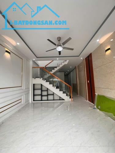 Bán Gấp Nhà Thạnh Phú – Hẻm Rộng – Nội Thất Đầy Đủ – Giá Tốt - 3