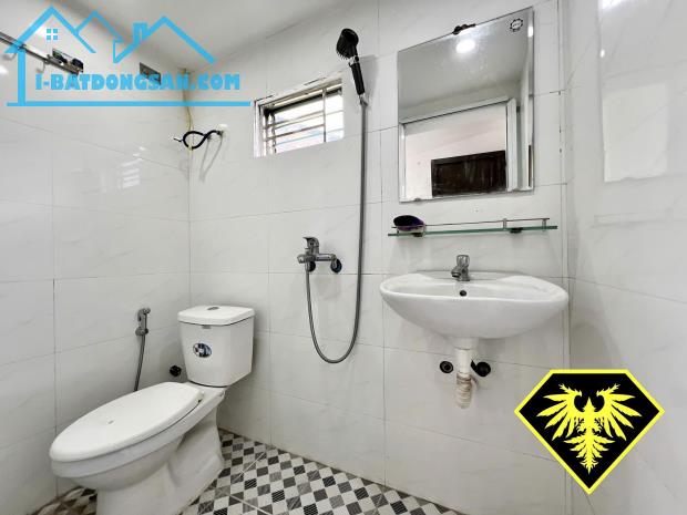 ◄ ★ ► BÁN NHÀ 2 TẦNG SẠCH SẼ CÓ SÂN CỔNG RIÊNG NGÕ RỘNG : ► TÔN ĐỨC THẮNG - AN DƯƠNG - LÊ - 3