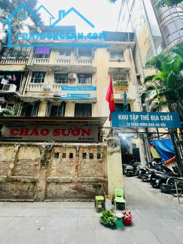Chính chủ cho thuê căn hộ trong Khu tập thể mặt phố Trần Hưng Đạo - quận Hoàn Kiếm - Hà