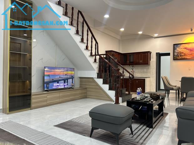 Nhà mới cực đẹp 85m2, hẻm xe tải , 1 sẹc , 10m ra MT, Trường Thạnh Q9 - 2