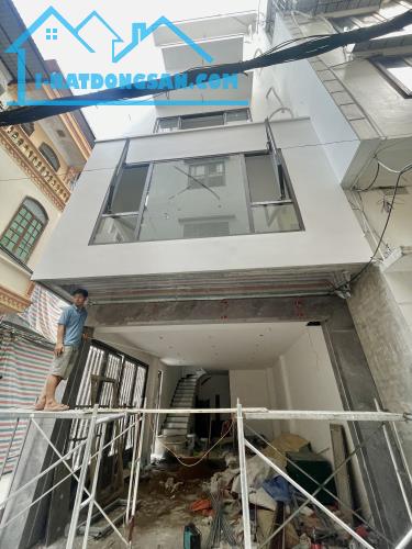 Bán Nhà Ngọc Thuỵ Hơn 12 tỷ-58m2-Mt 5m-6 Tầng THANG MÁY-GARA Ô TÔ-LÔ GÓC- NGÕ THÔNG - 1