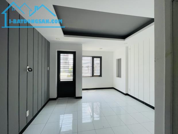Bán nhà 4 tầng, Dương Thị Mười, Quận 12, hẻm xe hơi, 4PN, nhỉnh 4 tỷ - 2
