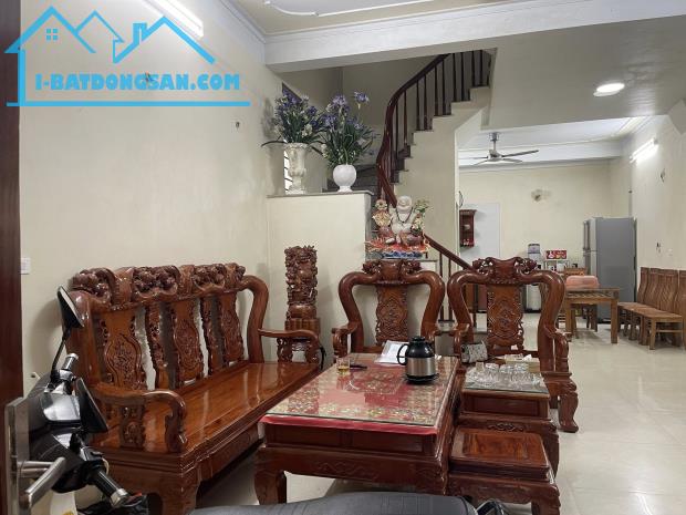 BÁN NHÀ DÂN XÂY CỰC CHẮC TẠI TÂN PHONG BẮC TỪ LIÊM 64M, 9.3 TỶ