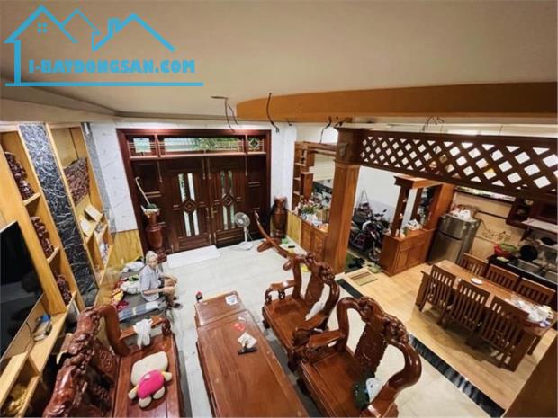 BT6 🏡 BIỆT THỰ SANG TRỌNG NGANG 8M – LIÊN KHU 4-5 BHHB GẦN TÂN PHÚ – NỘI THẤT GỖ ĐỎ ĐẶC - 2