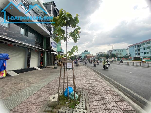 Cho thuê nhà đường Tên Lửa, Bình Tân, 10x20m, 45tr, đoạn mới làm