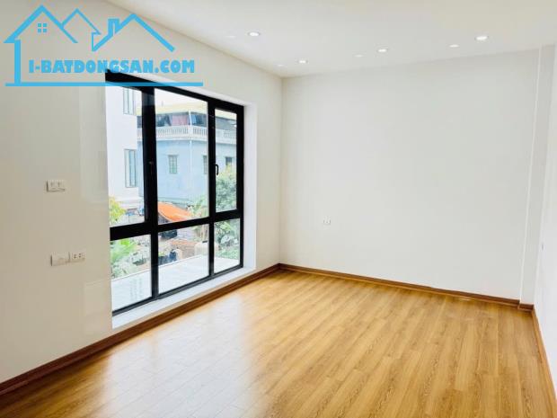 🏠SIÊU PHÂM .NHÀ MỚI 5 TÂNG, THƠM MÙI SƠN - CHỦ TẶNG NỘI THẤT - CÁCH MẶT PHỐ 30M - TRUNG T - 1