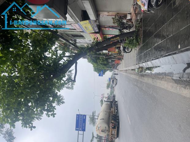 🇻🇳🇻🇳🇻🇳BÁN GẤP NHÀ 4 tầng Nguyễn Văn Linh-Long biên ,mt 3,6m giá 5,8 tỷ