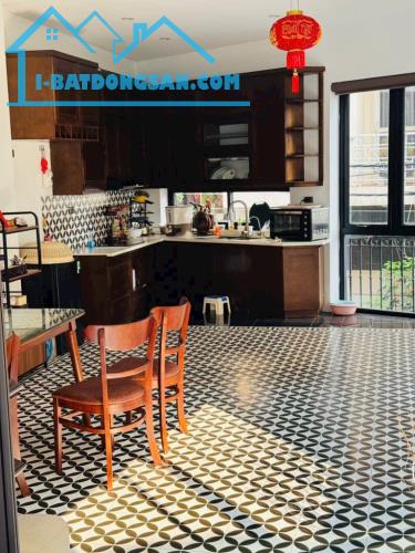 Nhà đẹp dân xây chắc chắn ở sướng. Ngõ thông Oto đỗ cửa chạy vòng quanh - 2
