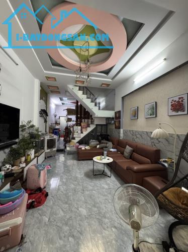 SIÊU PHẨM 3 TẦNG 54M2(4x13.5) -HẺM XE TẢI LIÊN KHU 4-5 SÁT TIỂU HỌC KIM ĐỒNG. CHỈ HƠN 4 TỶ - 1