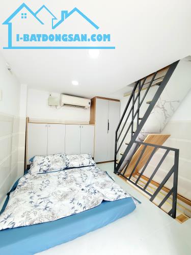 Chỉ 1.85 Tỷ Có Nhà Phạm Văn Đồng - Hẻm Ôtô Đỗ Cửa - 3 Tầng 2PN - 2