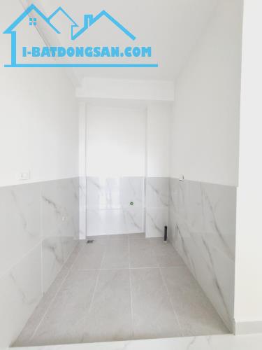 BÁN NHÀ XUÂN ĐỈNH – 6 TẦNG – MẶT TIỀN 5.2M – Ô TÔ ĐỖ CỔNG  • - 4