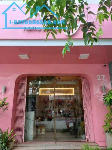 Sang shop hoa Mây Home Decor gần đầu đường Lý Chính Thắng Cần Thơ