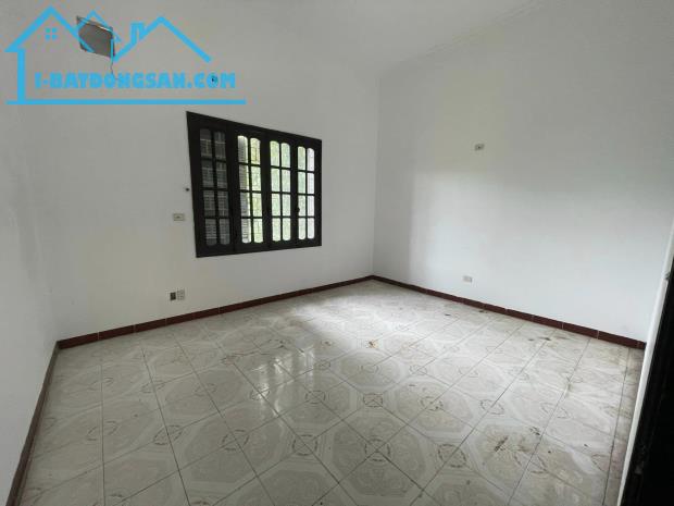 Bán nhà mặt phố Đốc Ngữ - BA ĐÌNH, kinh doanh sầm uất 66m 5tầng 19.1tỷ - 2