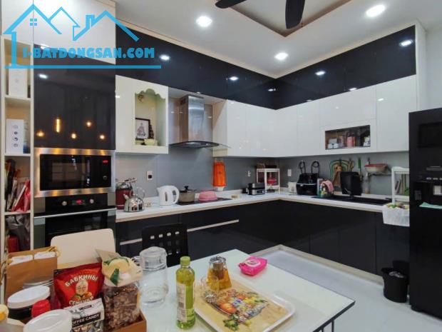 Nhà Lê Đức Thọ, P.16, GV. DT: 4m x 20m Trệt 2 lầu ST, nhà xây ở rất chắc chắn, giá 8,7tyTL - 3