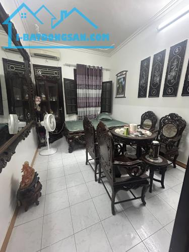 Cần bán nhà Tạ Quang Bửu vị trí vip - oto đỗ cửa - gần bách kinh xây - an ninh tốt - 1