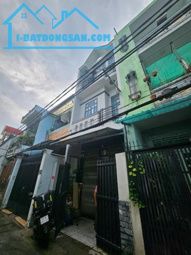 Siêu phẩm Quận 8 – nhà 3 tầng kiên cố, 5PN, sổ hồng riêng