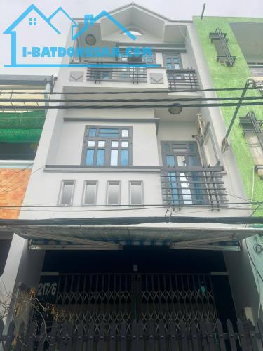 Siêu phẩm Quận 8 – nhà 3 tầng kiên cố, 5PN, sổ hồng riêng - 1